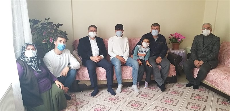  Kaymakam ESEN Gazi ve Şehit Ailesi Ziyaret Etti